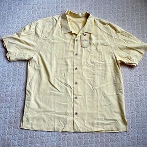 Tommy Bahama light yellow short sleeve button down